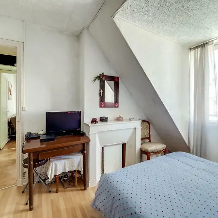 3 People Apartment- District Epinettes By Weekome Apartment Paris